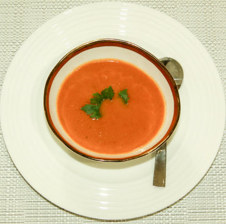 Delicious roasted tomato soup is a creamy, tangy, and smooth soup. This recipe is extremely simple and the soup is very healthy.